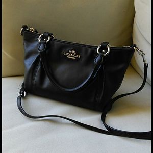 Coach Satchel / Crossbody 💜